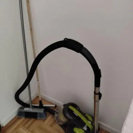 Apartment Spacieux 5 Mins De Valenciennes Et Garage