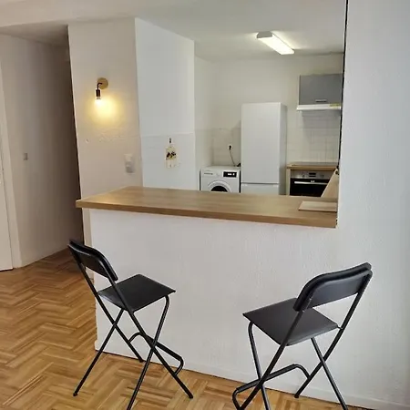 Apartment Spacieux 5 Mins De Valenciennes Et Garage