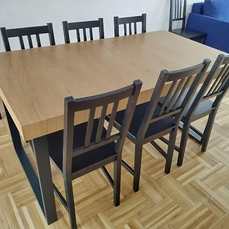 Spacieux 5 Mins De Valenciennes Et Garage *